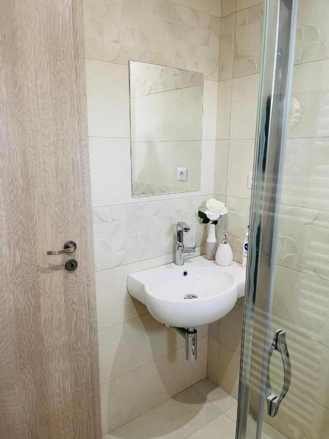 Sparrow Apartmens - Vrabcia Ulica 9, 科希策 外观 照片